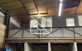 Entrepôt à louer à Stains - 350 m²