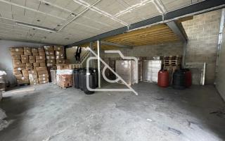 Entrepôt à louer à Stains - 180 m²