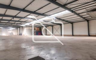 Entrepôt à louer à Tremblay-en-France - 3 384 m²