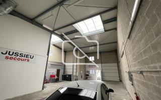 Entrepôt à louer à Stains - 300 m²