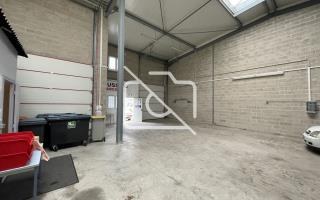 Entrepôt à louer à Stains - 300 m²