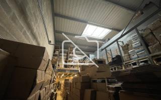 Entrepôt à vendre à Bussy-Saint-Georges - 405 m²