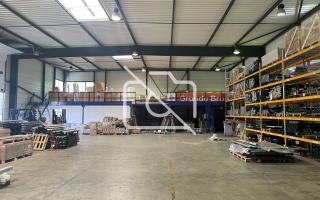 Entrepôt à louer à Montévrain - 1 318 m²