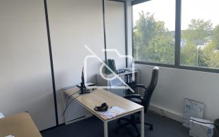 Entrepôt à louer à Montévrain - 1 318 m²