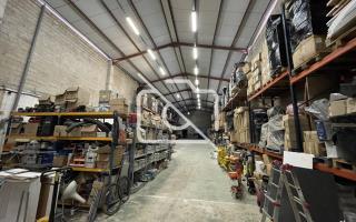 Entrepôt à vendre à Bobigny - 949 m²