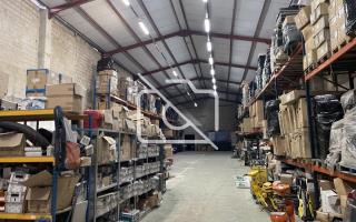 Entrepôt à vendre à Bobigny - 949 m²