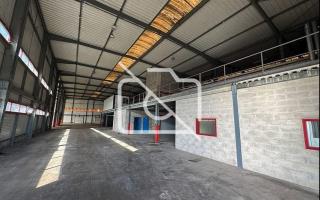 Entrepôt à vendre à Créteil - 3 940 m²