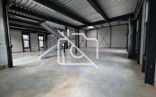 Entrepôt à vendre à Bailly-Romainvilliers - 954 m²