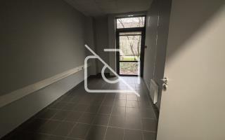 Entrepôt à louer à Coignières - 1 304 m²