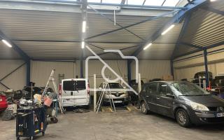 Entrepôt à vendre à Loos - 1 281 m²