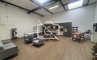 Entrepôt à vendre à Saint Thibault des Vignes - 510 m²