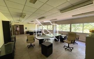 Entrepôt à vendre à Buc - 4 850 m²