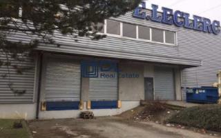 Entrepôt à louer à Évry - 2 400 m²