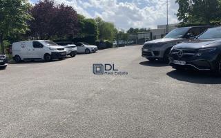 Terrain à vendre à Linas - 2 300 m²