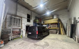 Entrepôt à vendre à Évry - 600 m²