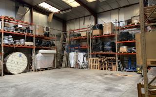 Entrepôt à vendre à Brie-Comte-Robert - 560 m²