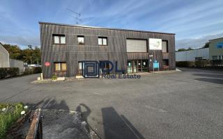 Entrepôt à vendre à Ozoir-la-Ferrière - 1 397 m²