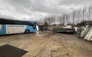 Entrepôt à louer à Crosne - 290 m²