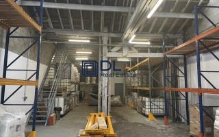 Entrepôt à louer à Villeneuve-Saint-Georges - 418 m²