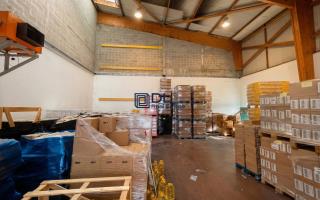 Entrepôt à vendre à Pontault-Combault - 650 m²