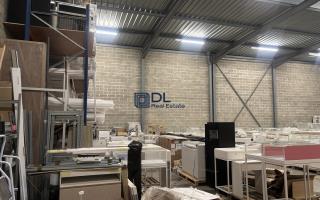 Entrepôt à vendre à Ozoir-la-Ferrière - 960 m²