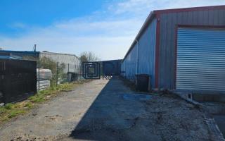 Entrepôt à vendre à Meaux - 1 000 m²