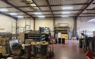 Entrepôt à louer à Draveil - 675 m²