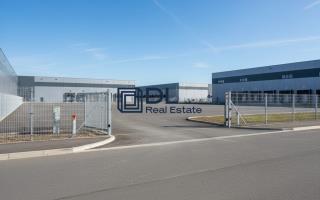 Terrain à louer à Saint-Mard - 2 414 m²