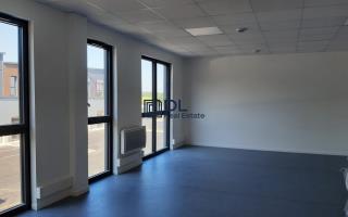 Entrepôt à louer à Feucherolles - 178 m²