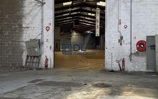 Entrepôt à louer à Thiverval-Grignon - 8 900 m²