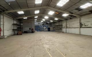 Entrepôt à louer à Thiverval-Grignon - 8 900 m²