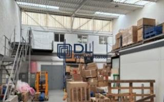 Entrepôt à louer à Buc - 1 470 m²