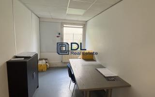 Entrepôt à louer à Buc - 1 470 m²