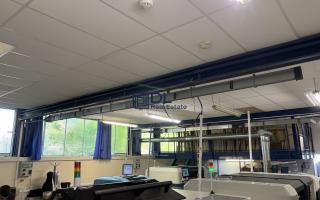 Entrepôt à louer à Buc - 1 470 m²