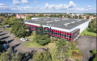 Entrepôt à louer à Maurepas - 4 733 m²