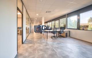 Entrepôt à louer à Maurepas - 4 733 m²