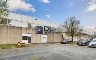 Entrepôt à louer à Coignières - 8 470 m²