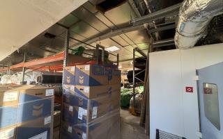Entrepôt à vendre à Essarts-le-Roi - 953 m²