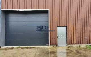 Entrepôt à vendre à Le Perray-en-Yvelines - 300 m²
