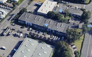 Local commercial à louer à Lesquin - 517 m²