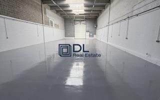 Entrepôt à louer à Coignières - 443 m²