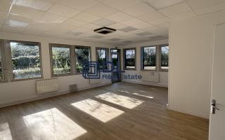 Entrepôt à louer à Coignières - 443 m²