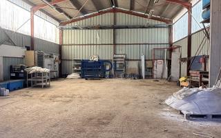 Entrepôt à vendre à Etampes - 4 600 m²