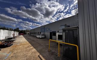 Entrepôt à vendre à Ecquevilly - 2 542 m²